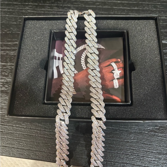 Men's Dazzling Silver-Tone Cuban Link Necklace